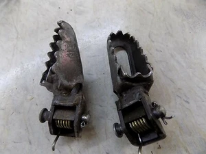 Yamaha XT350 Footpegs Set pegs XT 350 1989 Low mile #2 - Picture 1 of 2