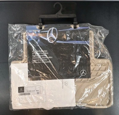 Всесезонные напольные коврики Mercedes Benz классические, задние, 2 штуки No 205-680-76-08-8S85 - Изображение 1 из 4
