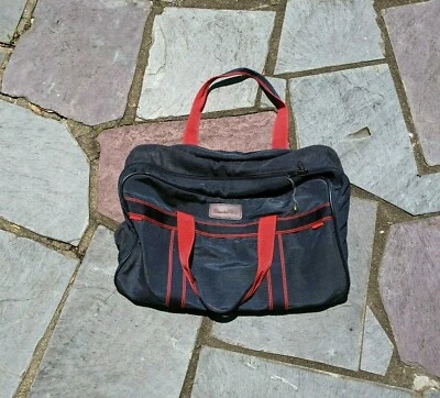 Bolsa carteiro de viagem Oscar de La Renta lona azul vermelha adereço - Imagem 1 de 4