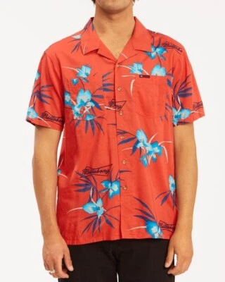 Camisa hawaiana roja abotonada manga corta Billabong Budweiser Vacay talla mediana Foto 1 de 3