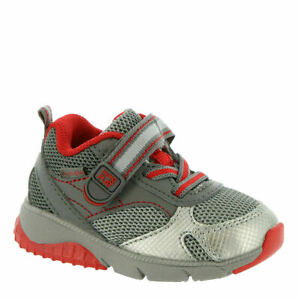 NEW STRIDE RITE Indy Made2Play Machine Washable Boys Sneaker Sz. 4