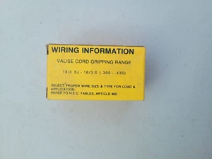 New in Box Hubbell HBL7593V  Midget Twist Lock Connector 125v 15a 2P 3-Wire NEMA - Picture 1 of 6