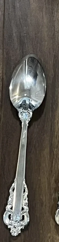 Grande Baroque Sterling Small Spoon by Wallace - 2 Available Foto 1 de 2