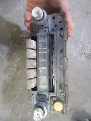 Ford Fairlane Custom 300 1959 interior de coche radio AM original para piezas Foto 1 de 4