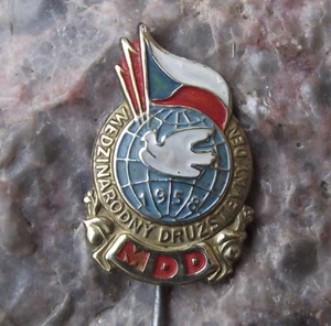 1958 International Trade Union Day MDD Czech National Celebration Dove Pin Badge - Picture 1 of 2