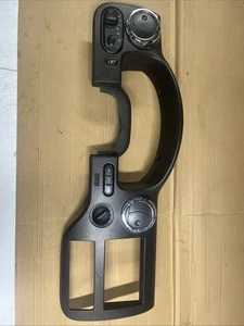 2005 Ford Explorer Limited OEM Dash Instrument/Gauge Cluster Speedometer Bezel - Bild 1 von 10