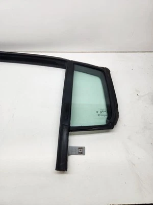 2011-2014 CHRYSLER 200 Left Rear Door Vent Triangle Small Glass Sedan 43R000262 - Image 1 of 4