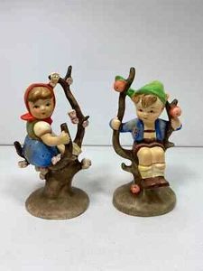 Estatuillas Napco 'Huerto encantado' años 60 - Niño y niña en árboles - Dije vintage - Imagen 1 de 10