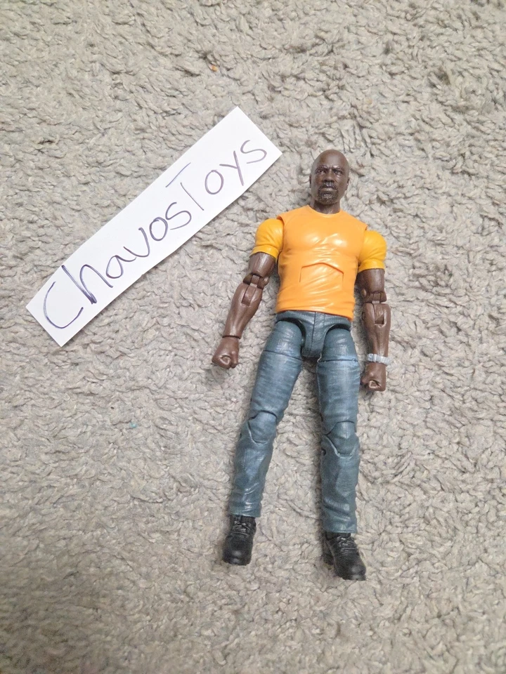 Boneco completo solto Marvel Legends Netflix Luke Cage (do pacote com 2) - Imagem 1 de 3