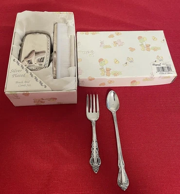 Lote de peine cepillo vintage plateado para bebé juego cuchara tenedor Foto 1 de 4
