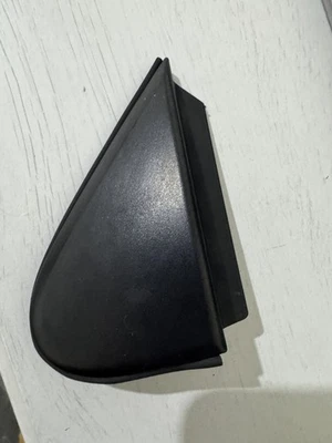 Toyota IQ Mk1 KGJ10 Front left wing corner exterior panel 60118-74010 - Image 1 of 4