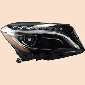 Mercedes-Benz W156 GLA180 Right US Xenon HID Headlight 2014-2016 - Picture 1 of 5