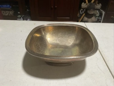 Pairpoint W.M. Montajes Placa de Plata Dividida 0648 con Uvas en el Borde - 10 1/2" Diámetro Foto 1 de 3