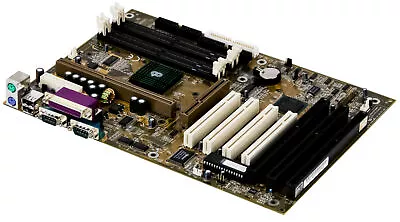 CHAINTECH 6BTM0-P100A Slot 1 4x Sdram AGP 4x PCI 3x Isa ATX Mainboard - Image 1 of 2