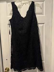 ANN TAYLOR DRESS 10 Black COCKTAIL PARTY FLORAL V-NECK Zip EVENING FORMAL $228 - Picture 1 of 7