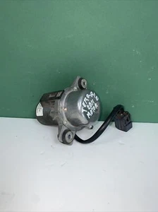 2010-2016 GMC Terrain Engine Mounted Fuel Vacuum Pump Brake Booster OEM 20939309 - Picture 1 of 9