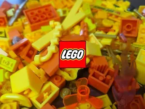 LEGO CREATIVITY PACK(S) BULK LOT - YELLOW ORANGE GREAT MIX 200g - Picture 1 of 3