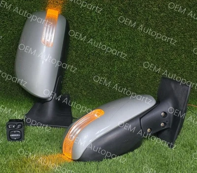 Toyota Yaris, vitz 05-09 Power Folding Side Mirrors With Indicator Lights used - Image 1 of 4