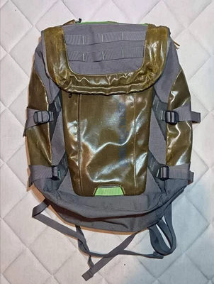 Mochila Patagonia Agujero Negro 35L Gris Viaje Camping Exterior Bolso Cuero Pull U Foto 1 de 4