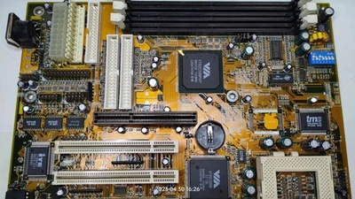 Super socket 7 at lucky star 5mvp3 (via mvp3) - Image 1 of 4