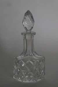 Small Bevel fronted moulded 'Cut' Crystal Bottle and Stopper - Picture 1 of 5
