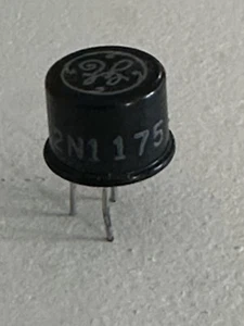 GE 2N1175 (unión de aleación de germanio PNP ganancia de potencia estable)  - Imagen 1 de 2