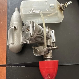 OS Max 61 R C Engine with Muffler Glow Plug RC Model Aircraft - Picture 1 of 11