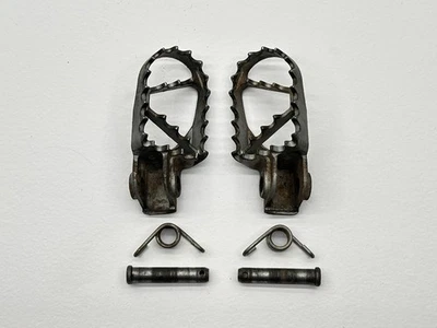 Juego de estriberas izquierda derecha 2015 KTM 65SX 47103040033 moto de cross SX-F Foto 1 de 3