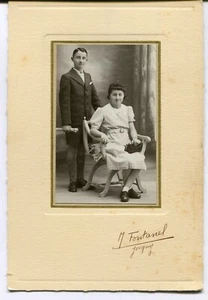 Photographie d'un Frère et d'une Soeur - Photographe M. Fontanel - Joigny - Picture 1 of 1