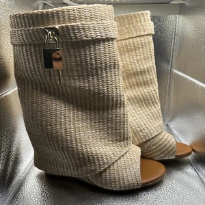 Size 6.5 - Cape Robin Womens amazing straw boots (Z5) - Picture 1 of 8