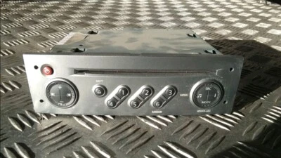 RADIO Renault Scénic II (JM) MPV 1.5 dCi 85 (K9K-724) 2009 8200562686 - Imagen 1 de 2