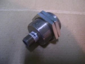 NUEVO INTERRUPTOR DE PROXIMIDAD BALUFF BES 516-3040-359-E5-Y-S4 30MM DIA 8MM RANGO P1968A - Imagen 1 de 4