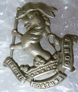 West Riding Regiment Cap Badge Bi-Metal Antique Original - Picture 1 of 3