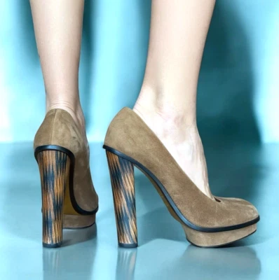 NEW FENDI Brown Suede Platform Pumps, Size 39 - Image 1 of 4