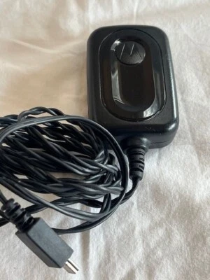 Cargador de pared compacto Motorola SPN5185B modelo DCH3-05US-0300 OEM AC fuente de alimentación Foto 1 de 4