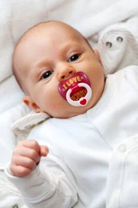 I Love My Mommy Funny Novelty BPA Free Pacifier Orthodontic Nipple Soothers - Picture 1 of 3