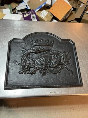 Vintage Cast Iron Fireback Salamander Antique - weight 80 pounds - Image 1 of 4