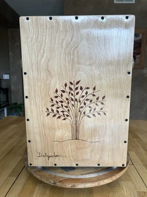 Cajón 2 en 1 (caja ajustable y estilo peruano) Foto 1 de 4