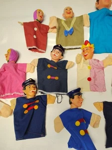 12 alte Handpuppen mit Gummikopf gebraucht - Bild 1 von 9
