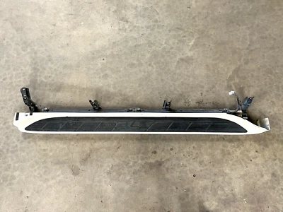 ⭐2006-2007 LEXUS LX470 RIGHT SIDE SKIRT STEP BAR RUNNER BOARD WHITE OEM LOT2581 Foto 1 de 4