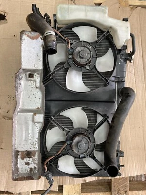 2009 2010 Subaru Forester & Impreza Radiator 2.5L Automatic Trans w/o Turbo Oem - Image 1 of 4