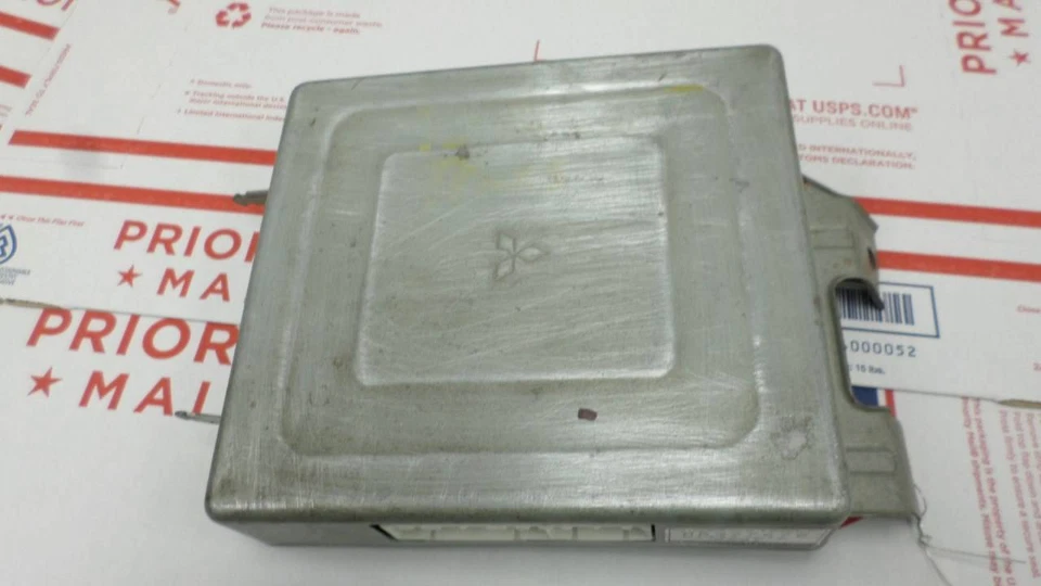 MÓDULO DE CONTROL DE TRANSMISIÓN MITSUBISHI GALANT 1998 MR377670 TCU TCM OEM Foto 1 de 1