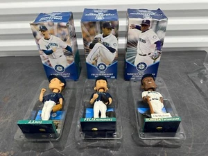3PCS 2008 Vintage Yuniesky Betancourt & Felix Hernandez and J.J Putz Bobblehead - Picture 1 of 10