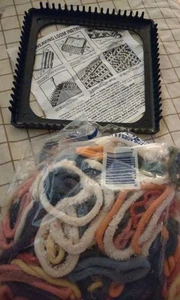 Vintage COLONIAL LOOPER LOOM Potholder Weaving Hand Loom & Loops - Picture 1 of 1