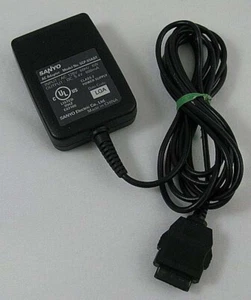 Sanyo AC Adapter Model No. SCP 05ADT Untested AS IS - Picture 1 of 4