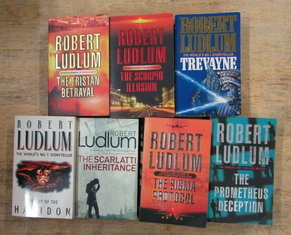 7 THRILLER BOOKS by ROBERT LUDLUM  ** FREE UK POST ** PAPERBACK - Image 1 of 1
