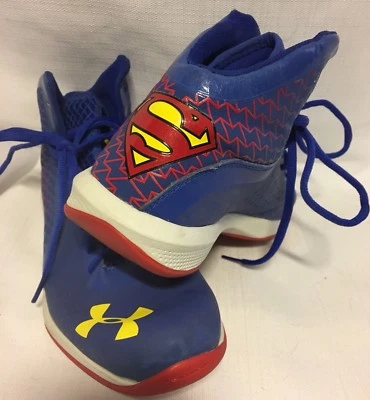 Zapatos Niño 5.5 Juvenil UNDER ARMOUR UA Antorcha Alter Ego Superman AZUL Baloncesto  Foto 1 de 4