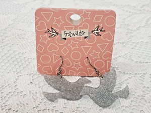 Erstwilder Dove Glitter Resin Drop Earrings Silver - Bild 1 von 9