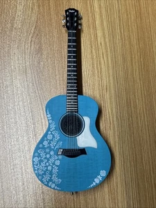 2016 American Girl Doll Tenney Grant's Musical Blue Guitar Nice No Strap - Picture 1 of 3