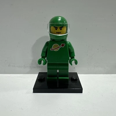 LEGO Classic Space Man Minifig idea007 Ideas Green W/Air Tanks RARE! 21109 Pete - Image 1 of 4